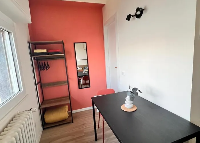 The Balcony On The 2 アパート メナッジョ